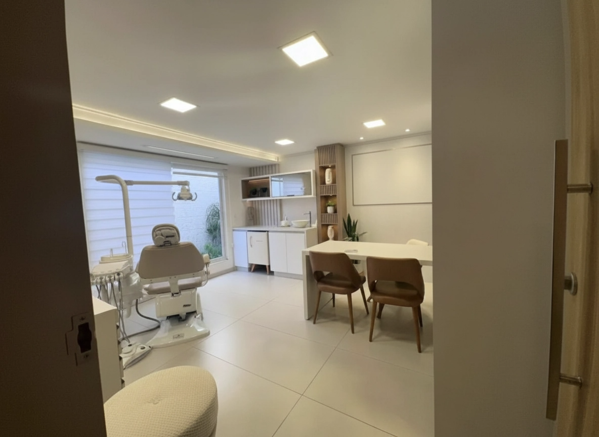 Entrada do consultório da Dra. Maria Eduarda em Palhoça